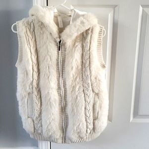 Green Tea Medium Cream Color Hooded Cable Zipped Vest